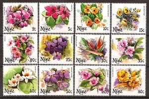 [1786] NIUE 1981, Set (12 stamps) MNH**, Flowers & Plants - Picture 1 of 1