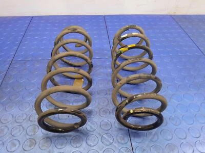 Juego de dos muelles helicoidales de suspensión trasera Kia Rio 2018-2023 OEM 55330H9000 Foto 1 de 3