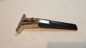 Vintage 1960's Gillette Techmatic Razor - Picture 1 of 7