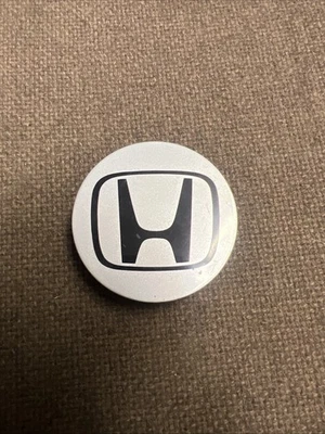 HONDA CIVIC ACCORD PILOT ELEMENT WHEEL RIM HUB CAP HUBCAP CENTER COVER OEM 12316 - Image 1 of 2