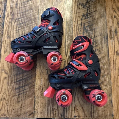 NEW Roller Derby Black/Red  Kids' Adjustable Size Inline-Quad Combo Skates 12-2 - Image 1 of 4