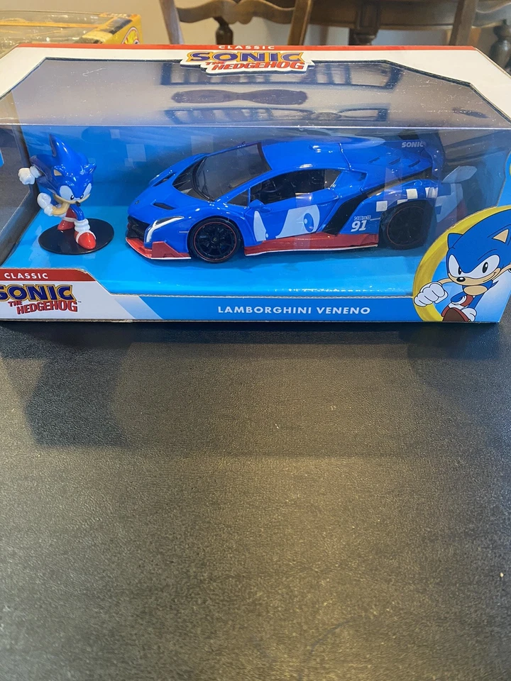 JADA TOYS 1/24 - LAMBORGHINI VENENO WITH SONIC FIGURE 35433BL
