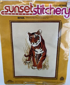 Stickpackung Bastelset Bengal Tiger Sonnenuntergang Stitchery 2431 Neu ungeöffnet groß - Bild 1 von 8