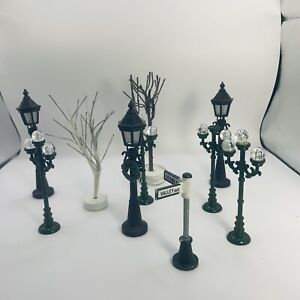 Small Town Street Lights And Signs Trees Christmas Set Of 10