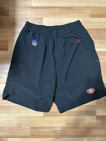 Robbie Gould Team Issued Nike Dri-Fit San Francisco 49ers Shorts Men's L Cover