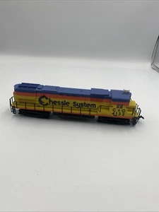 HO Scale Bachmann EMD GP40 Diesel Locomotive– Chessie System #4132 - Picture 1 of 6