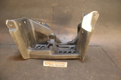 2003 SUZUKI OZARK 250 LTF250 2X4 RIGHT MUD GUARD FOOTWELL 63331-05G00-291 - Image 1 of 4