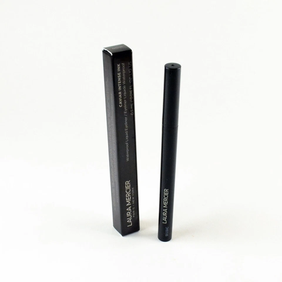 Delineador de ojos líquido impermeable Laura Mercier Caviar tinta intensa NOIR - tamaño 0,5 ml Foto 1 de 1