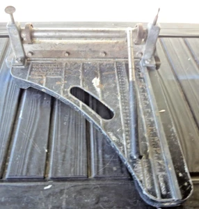 ROBERTS 10-900 Floor Vinyl Tile Cutter 12 Inch Heavy Duty USED - Picture 1 of 7