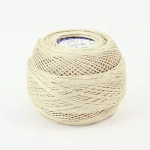 DMC Cebelia Combed Cotton Crochet Thread Size 30, 50g Ball, Colour 712 Cream - Imagen 1 de 1