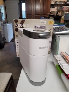 KEURIG K MINI CUP PLUS COFFEE MAKER WHITE IN OPENED BOX LIGHTLY USED 1 CUP USE - Picture 1 of 4