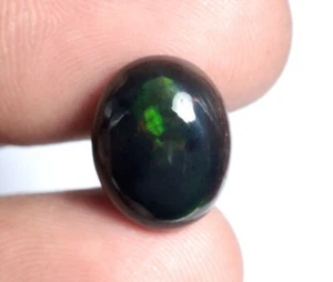 4.09 Carat Ethiopian Black Opal Cabochon 13x10x5 MM Oval Shape Welo Fire Opal - Picture 1 of 4