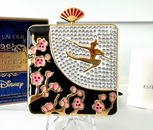 ESTEE LAUDER FIND YOUR INNER WARRIOR KOSANN POWDER COMPACT X DISNEY MULAN - Picture 1 of 11