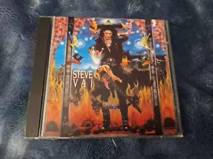 PASSION & WARFARE STEVE VAI CD 1990 RELATIVITY * NEAR MINT * FREE SHIPPING - Picture 1 of 3