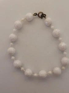 Retro Pearly White Beaded String Bracelet - Picture 1 of 4