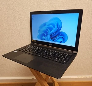 Acer 15.6" FHD i5 8a generazione, 256GB SSD, 8GB RAM, Win11Pro - Foto 1 di 8
