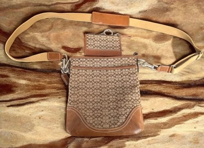 COACH SIGNATURE Vintage Jacquard + Leather  Swing Pack - Matching Wallet Read... - Image 1 of 4