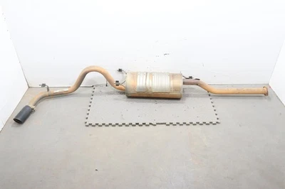 Silenciador sistema de escape trasero Toyota Tacoma 2013-2023 con tubo de escape OEM Foto 1 de 4