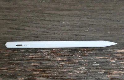 Rechargeable Stylus Pen for Touch Screens Compatible with iPads - Image 1 of 2