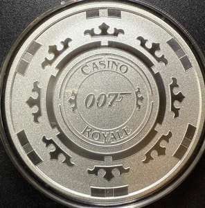 1 oz 2023 James Bond 007 Casino Royale Tuvalu 9999 plata fina $1 y cápsula - Imagen 1 de 14