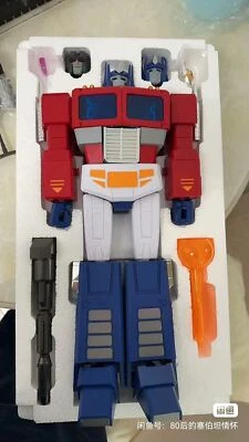 Pangu Toys PT-01 Commander OptimusPrime Oversized 45cm Action Figure In Stock  - Image 1 of 4