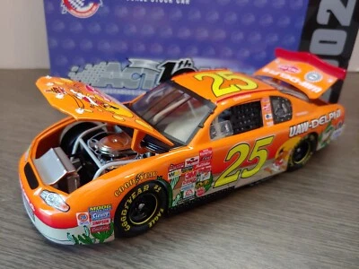 JOE NEMECHEK 2002 #25 UAW DELPHI LOONEY TUNES REVANCHA 1/24 ACCIÓN SIN CAJA Diecast Foto 1 de 4