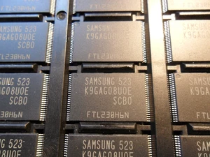 SAMSUNG UE32 UE37 UE40 UE46 D5500 / D5700 NAND K9GAG08U0E PROGRAMMED & TESTED - Foto 1 di 5