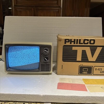 Philco 1984 13” Vintage Television B423QWH Original Box. Black White Tested - Image 1 of 4