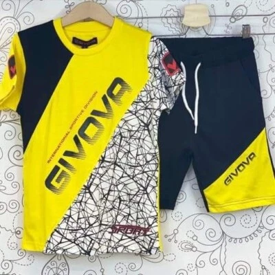 COMPLETO GIVOVA BIMBO,TAGLIA 5 ANNI,100% COTONE - Immagine 1 di 2