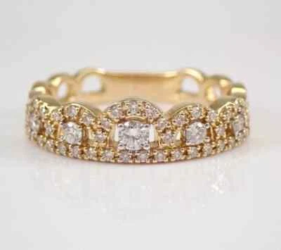 Alianza de boda de diamantes simulados de corte redondo de 2,30 quilates enchapada en oro amarillo de 14 k Foto 1 de 4