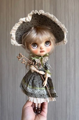 Blythe Doll Clothes -- Retro Style Autumn Impression Themed Dull Green Dress Set — 第 1/4 张图片