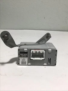 1999–2001 Toyota Camry 2.2L Cruise Control Module OEM 88240-06030 M176 - Picture 1 of 9