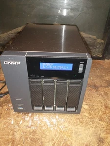QNAP TS-453A 4-Bay NAS - UNTESTED – No HDD – Great Condition SEE PICTURES - Afbeelding 1 van 10