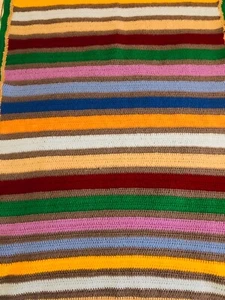 Coperta vintage all'uncinetto a mano colori arcobaleno afgano multicolore - Foto 1 di 2
