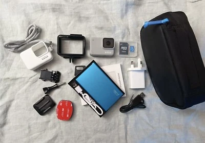 GoPro HERO7 White 1080p Action Camera Touch Screen + Powerbank 64GB SD - Image 1 of 4