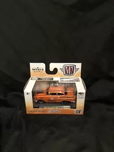 Nuevo en caja 1957 Chevrolet 150 libras terrestres M2 coche de máquinas 1/64 R18 Trl8#9 - Imagen 1 de 4