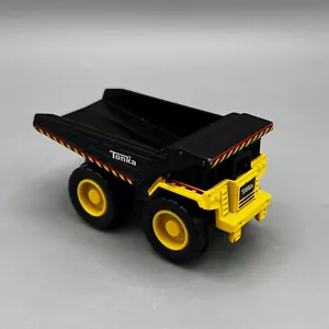 2020 Tonka Hasbro Diecast Black & Yellow Mini 3.5" Dump Truck Basic Fun - Picture 1 of 9