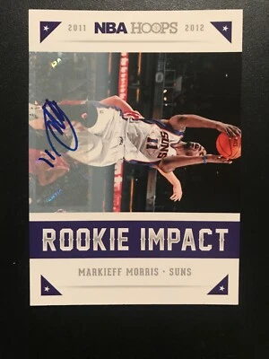 2012-13 NBA Hoops “Rookie Impact” Signatures Autographs - #14 Markieff Morris - Image 1 of 2
