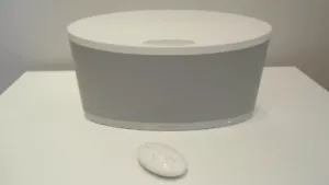Bowers & Wilkins Z2 Airplay Speaker Apple Lightening Dock White + Bluetooth - Picture 1 of 11
