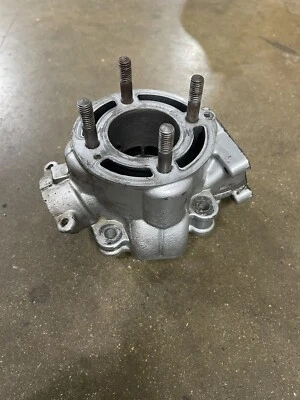 Kawasaki KX65 KX 65 2002-2022 cilindros 11005-1973 núcleo necesita reparación (6D) Foto 1 de 4