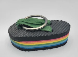 De colección Arco Iris Chancla Tanga Llavero Plataforma Grueso Correa Verde - Imagen 1 de 4
