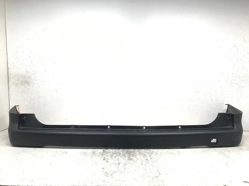 Cubierta de parachoques trasero negra Nissan NV200 S 85022-3LM0H 2013-2017 OEM Foto 1 de 4
