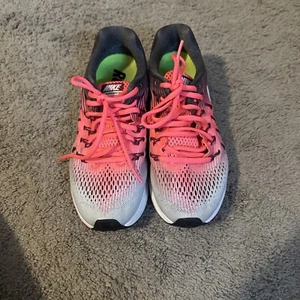 Nike Air Zoom Low Pink W Size 7.5 - Picture 1 of 5