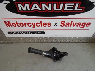 Harley-Davidson Sportster XL883 2015 OEM estribo y soporte del pasajero trasero derecho Foto 1 de 4