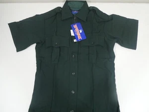 SPIEWAK SU311Z DAMEN 38 PROFESSIONAL POLY KURZARM REISSVERSCHLUSS SHIRTS FICHTE GRÜN - Bild 1 von 2