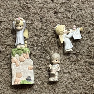 Precious Moments 1990 & 1989 Angel On Wall For Nativity 3 Lot - Picture 1 of 5