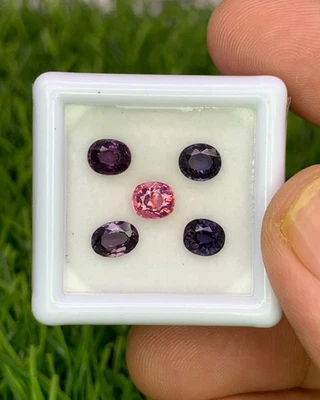Natural Multi Color Spinel Lot 2.66 Carat Oval and Cushion Shape Faceted Lot - Image 1 of 4