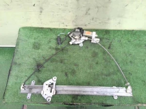 ISUZU Forward 2005 Front Right Door Regulator 1744181783 [Used] [PA117184160] - Picture 1 of 3
