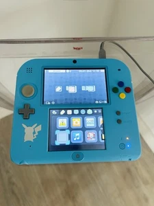 Nintendo 2DS Konsole Pikachu UK Special Edition*Neuwertig ohne OVP Inkl.Adapter - Bild 1 von 14