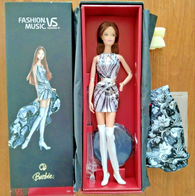 Boneca Barbie Fashionista Loira - Roupa de Rock - Mattel - JP Toys -  Brinquedos e Actions Figures para todas as idades